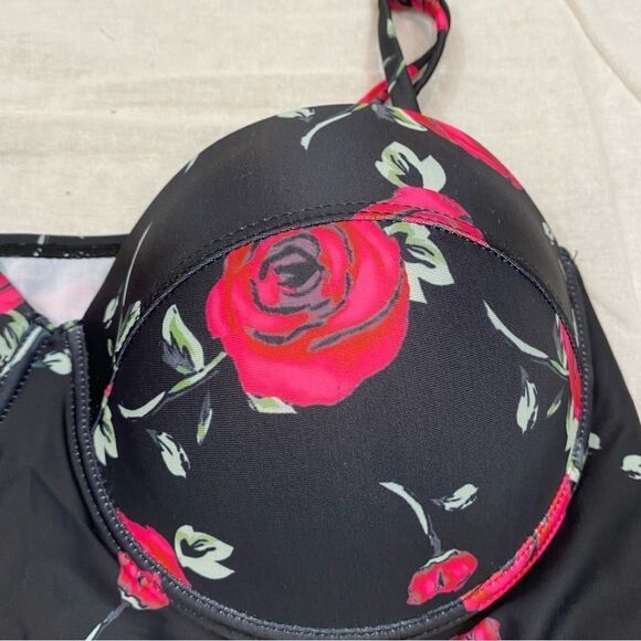 New With Tags RoseGal Black Floral Ruffle Bikini Swim Top 5X - Picture 5 of 10
